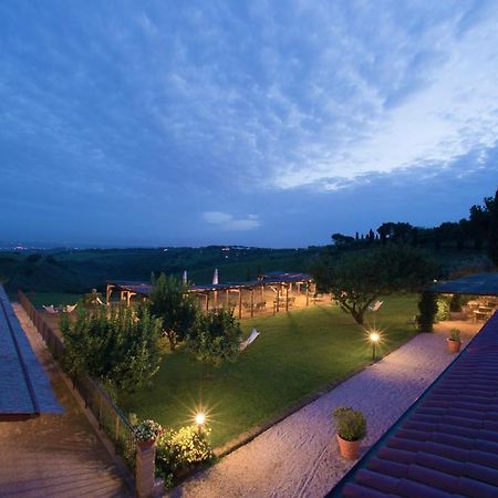 Agriturismo Valle Siriaca Castelnuovo Di Porto Bagian luar foto